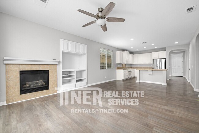 Building Photo - Beautiful Natomas Home close to everything