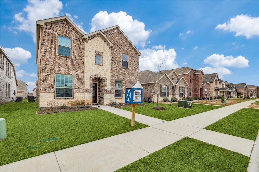 Foto principal - 1252 Milfoil Dr