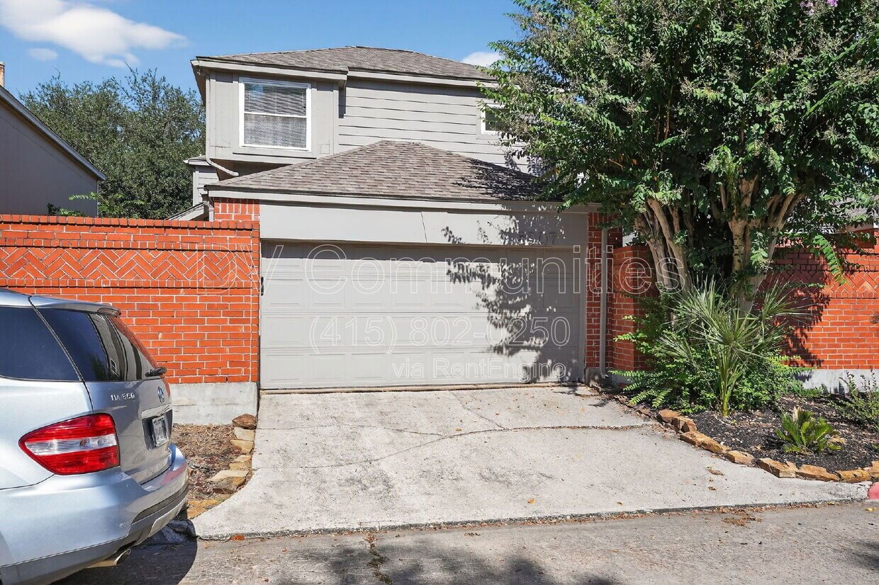 Foto principal - 5907 Cinnamon Creek Cir