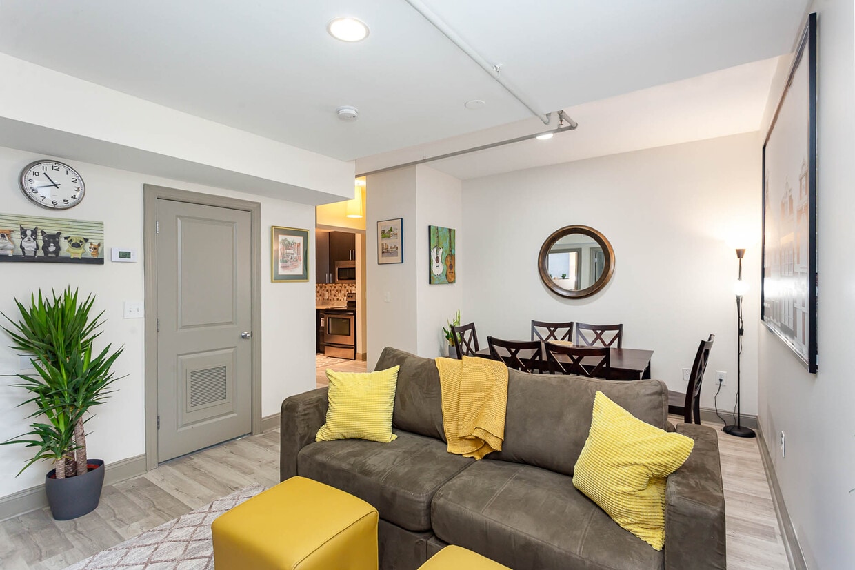 Photo - 511 S Bond St (Baltimore, MD)
