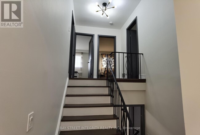 Building Photo - 108 Bowhill Crescent