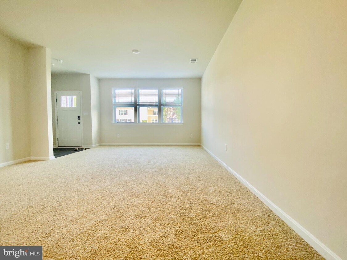 517 Ridgley Blvd, Dover, DE 19904 Townhouse for Rent in Dover, DE