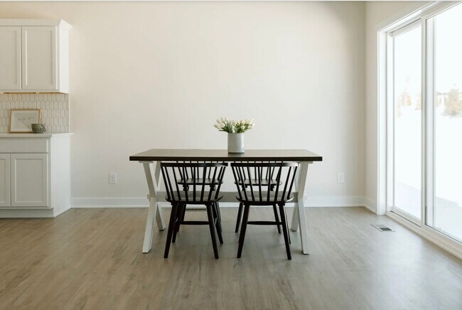 Foto del edificio - 1260 E 28th St