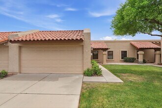 Building Photo - 715 W Boxelder Pl