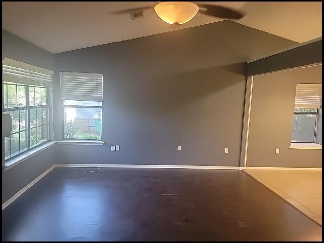 Foto del edificio - 1702 Calgary Trail