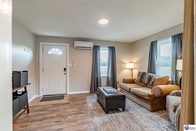 Building Photo - 203 Rogersville Rd