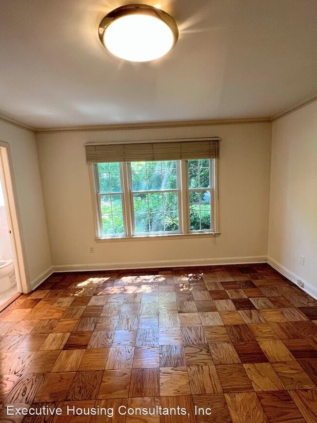 Building Photo - 5 br, 5 bath House - 2266 48th St, NW