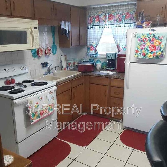 Foto del edificio - 2220 2nd St