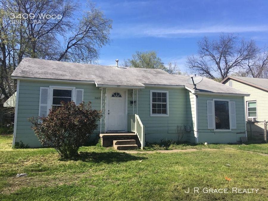 3 bedroom in Waco TX 76711 House for Rent in Beverly Hills, TX