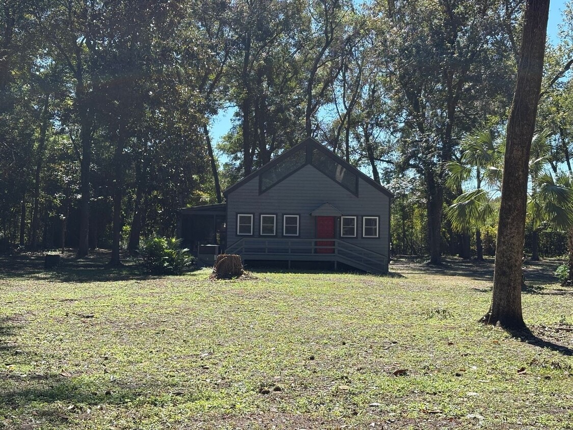 Primary Photo - One-of-a-kind Home on 2.2 Acres – $1,700/m...