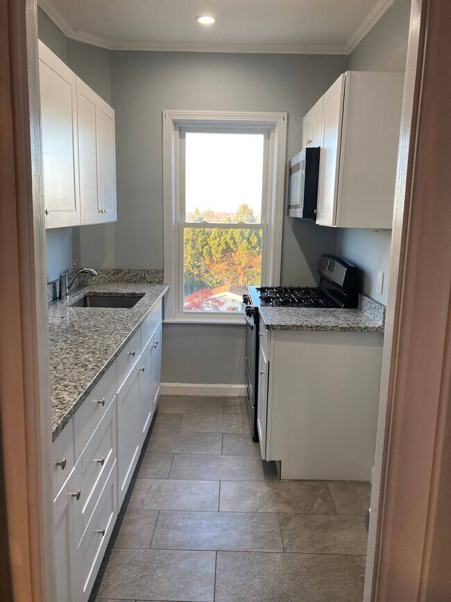 Foto del edificio - 56 Howland St