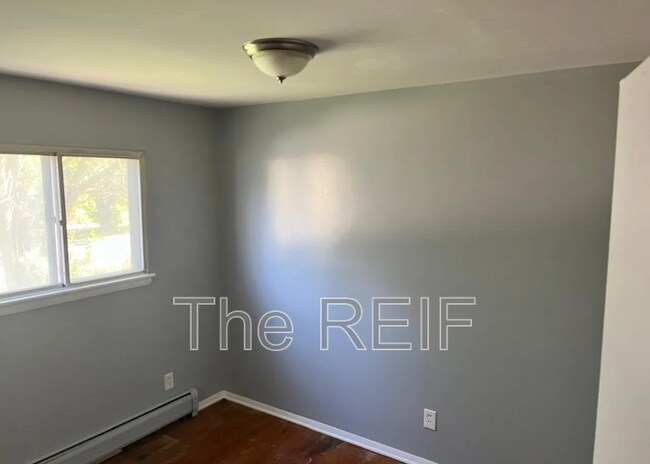 Foto del edificio - 1151 E Cornell Ave