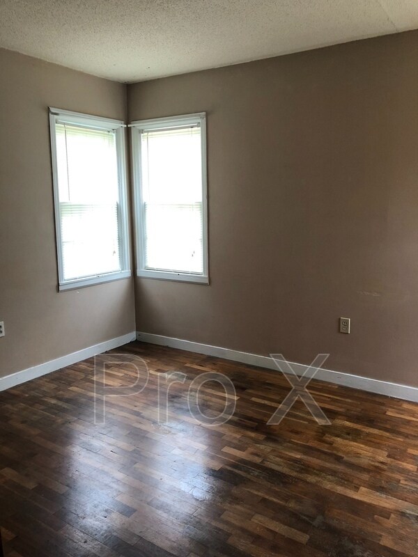 403 E Jefferson St, Pittsburg, KS 66762 House Rental in Pittsburg, KS