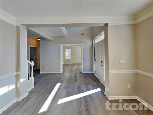 Foto del edificio - 5801 Crimson Oak Ct