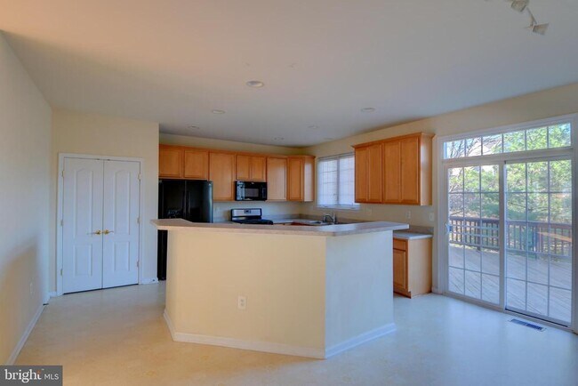 Building Photo - 12004 Ashford Green Dr
