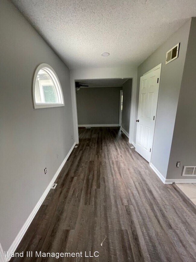 Building Photo - 4 br, 2 bath House - 8024 Antioch Rd