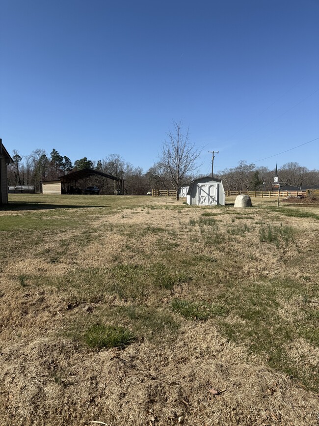 Building Photo - 4745 US Highway 601