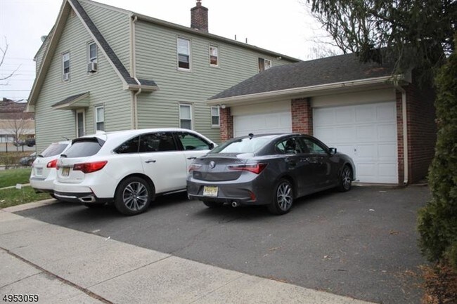 Foto del edificio - 522 Irvington Ave