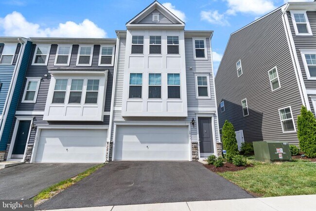 Foto del edificio - 18277 Summit Pointe Dr