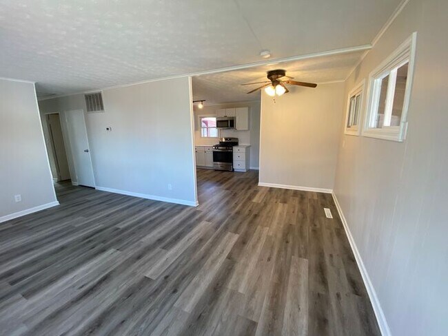 Building Photo - Hilliard Ranch Home