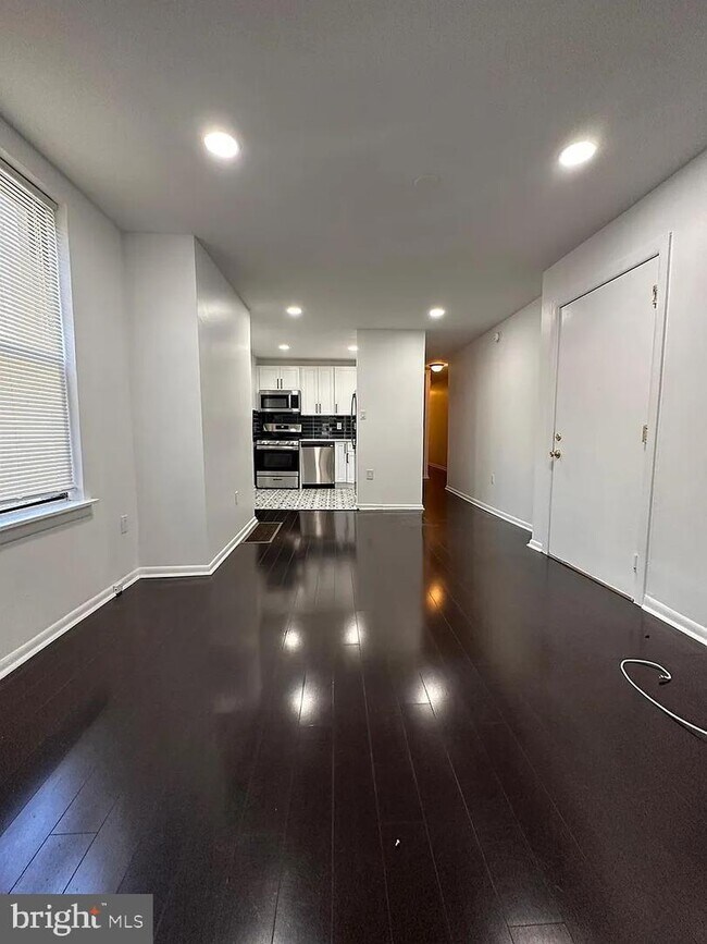 Foto del edificio - 4835 Morris St