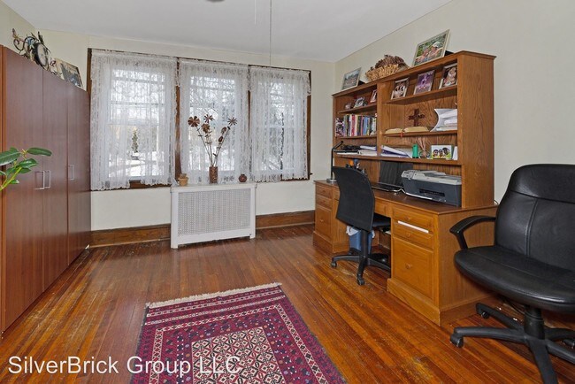 Foto del edificio - 35 McKinley Ave