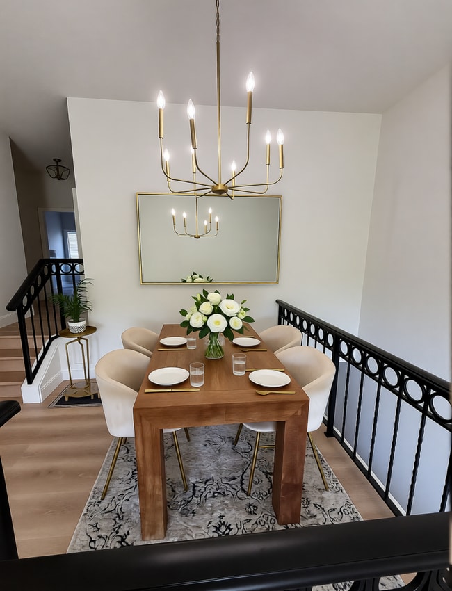 Building Photo - 716 Seagate Dr