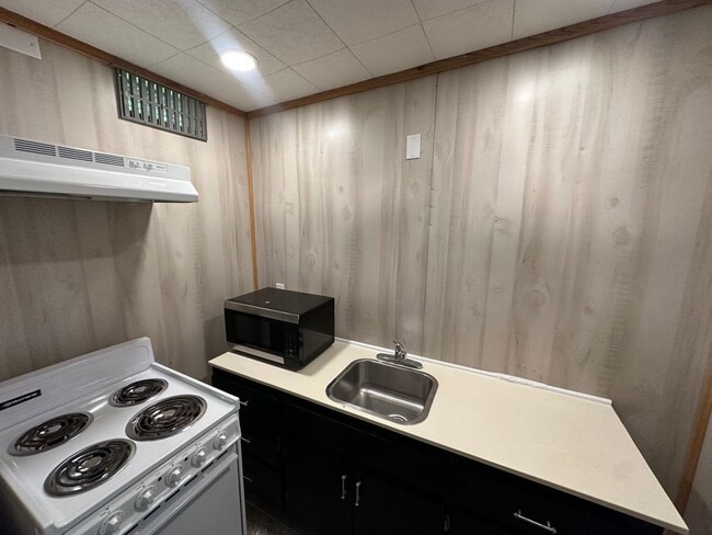 Building Photo - 1 Bedroom 1 Bath Apartment in Murray