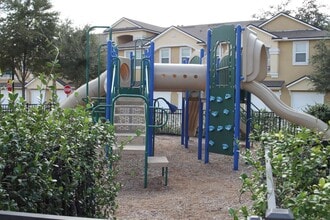 Building Photo - 7055 Deer Lodge Cir