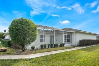 Building Photo - 907 Willow Dr