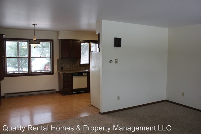 Foto del edificio - 5371 Murphy Lake Rd
