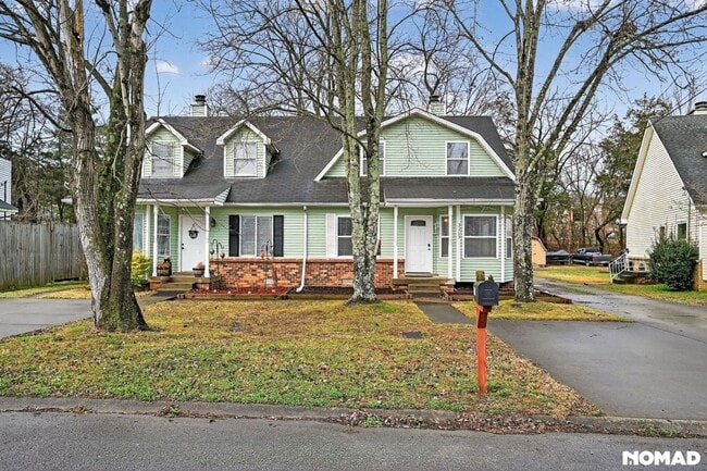 Foto del edificio - 3209 Lakeford Dr