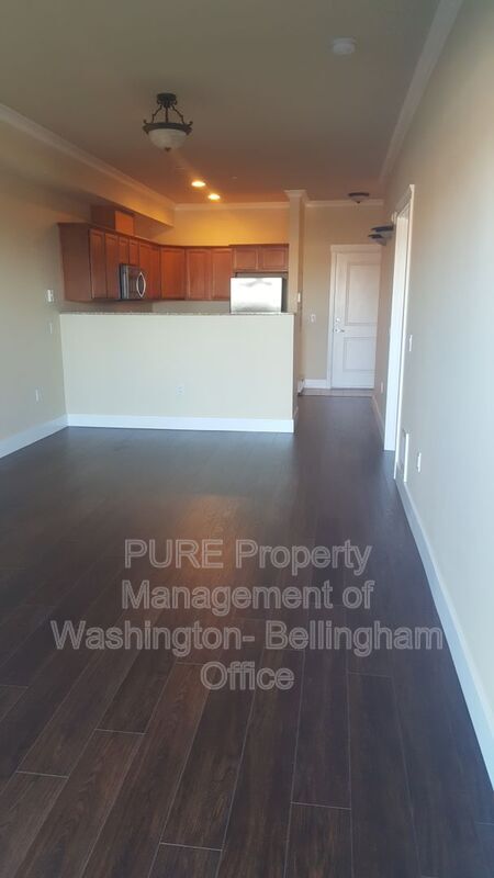 Building Photo - 1015 Railroad Ave