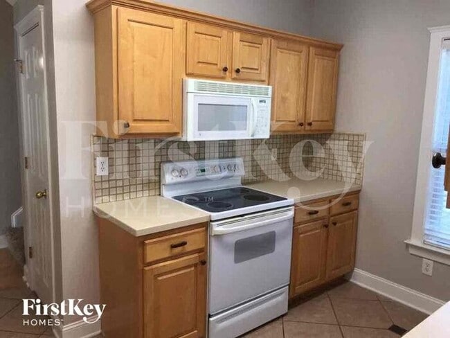 Foto del edificio - 15824 Robins Way
