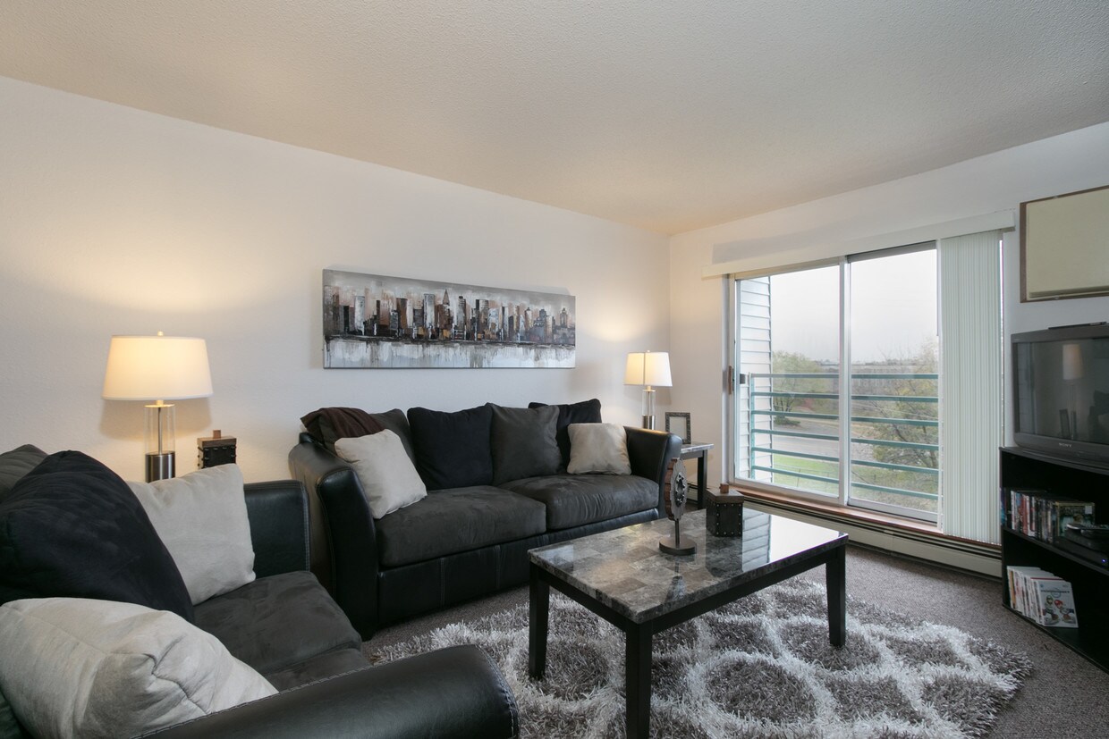 Exceptional Cared for and Clean Apartment Homes - CHARLAMAIN - Exceptional Living By SCSU