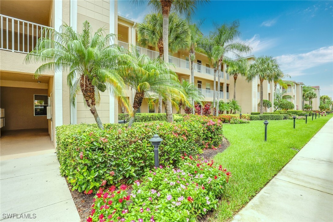 Foto del edificio - 2740 Cypress Trace Cir