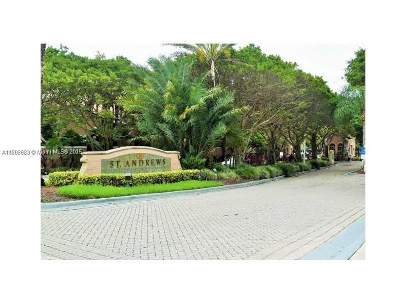 Foto principal - 12112 St.Andrews Pl