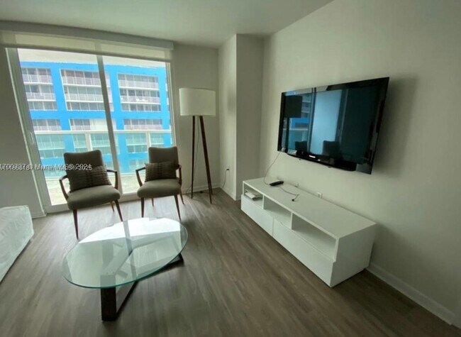 Foto del edificio - 2101 Brickell Ave