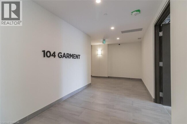 Building Photo - 104 Garment St