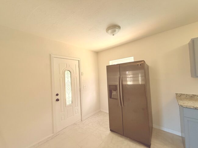 Foto del edificio - 2102 S 3rd St