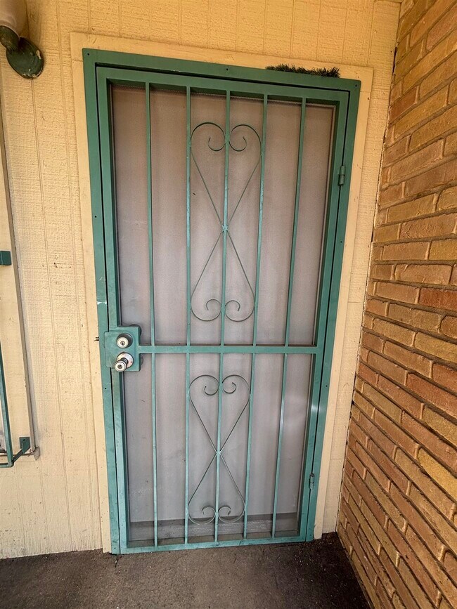 Foto del edificio - 5302 Springfield Ave