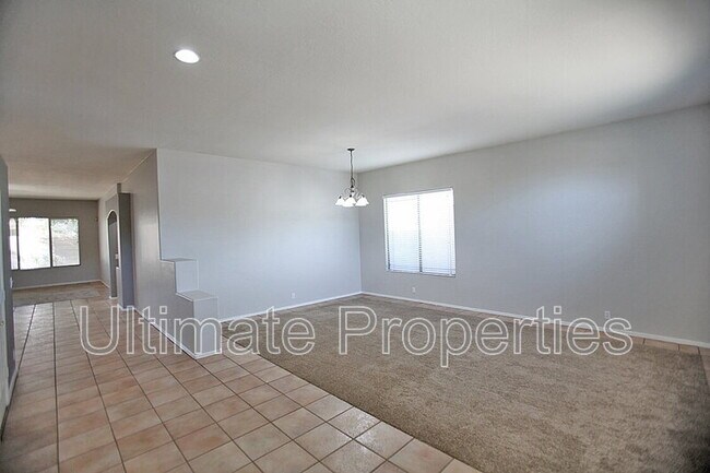 Building Photo - 8010 W Yukon Dr