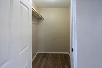 Building Photo - 5851 Southtown St