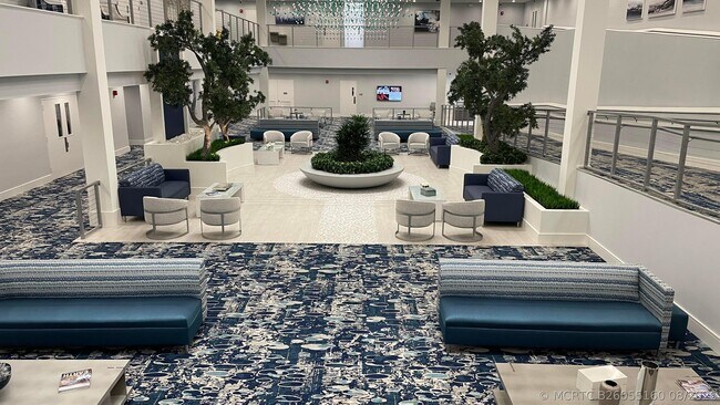 Foto del edificio - 6866 Huntington Ln