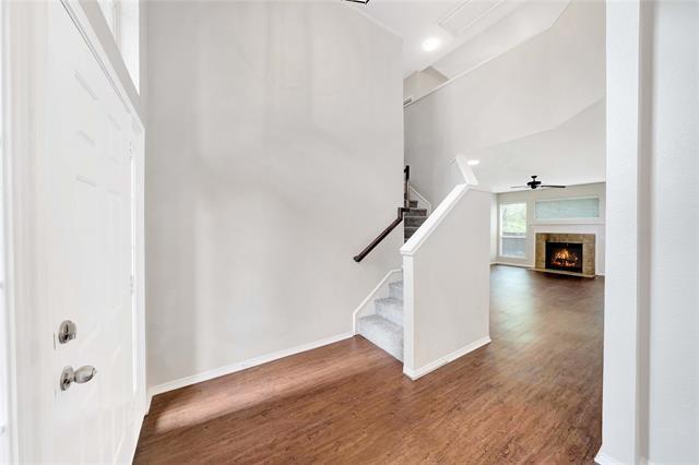 Building Photo - 8625 Luzerne Dr