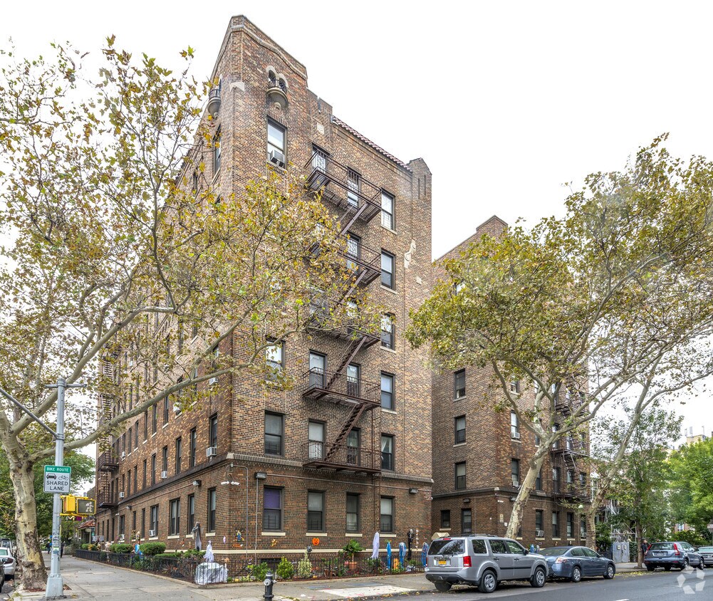 Foto principal - 32-86 33rd St