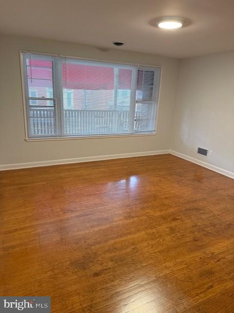 Foto del edificio - 35 W Main St