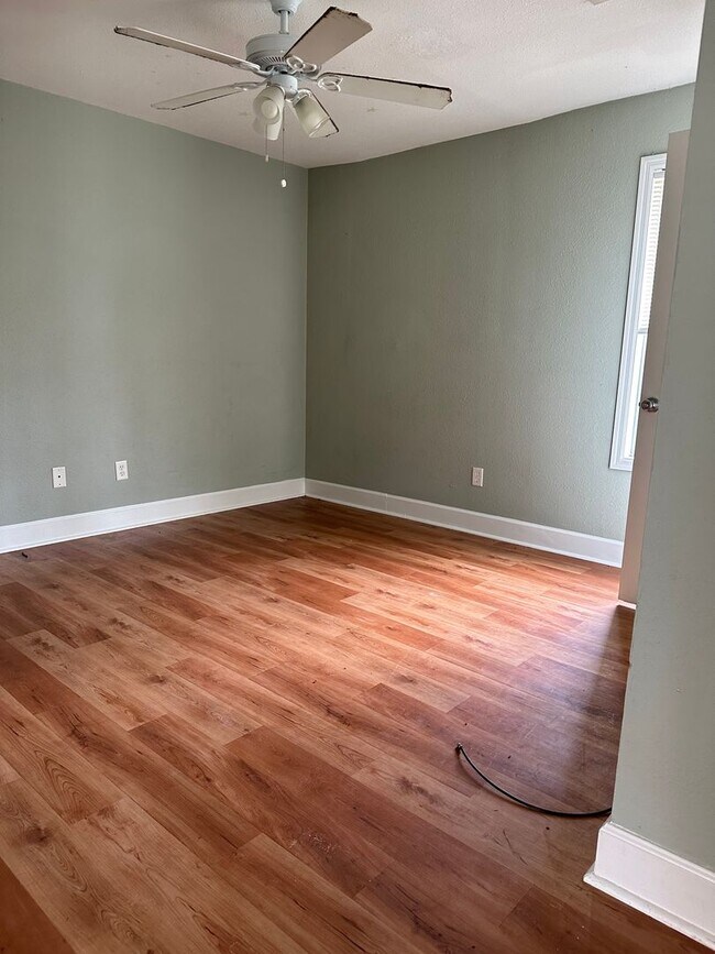 Foto del edificio - HOME FOR RENT | Lake Charles