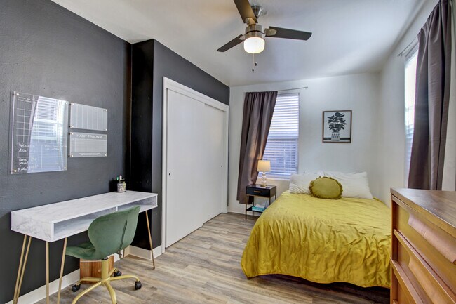 Foto del edificio - 2104 N 18th St