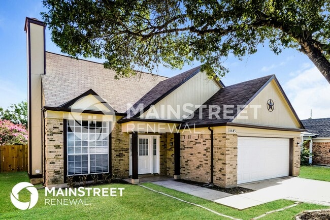 Foto del edificio - 8643 Silent Oaks